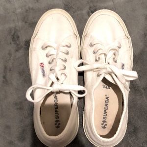Superga White Sneaker 2750 Cotu Classic size 7
